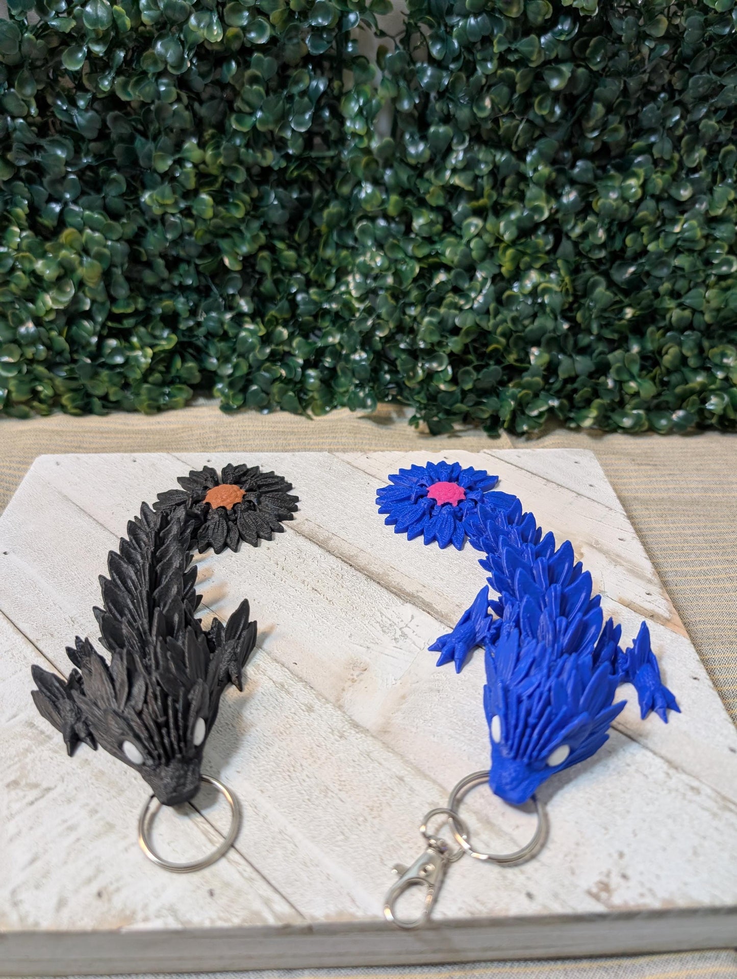 Sunflower Dragon Keychain - 3D Printed Articulated Design